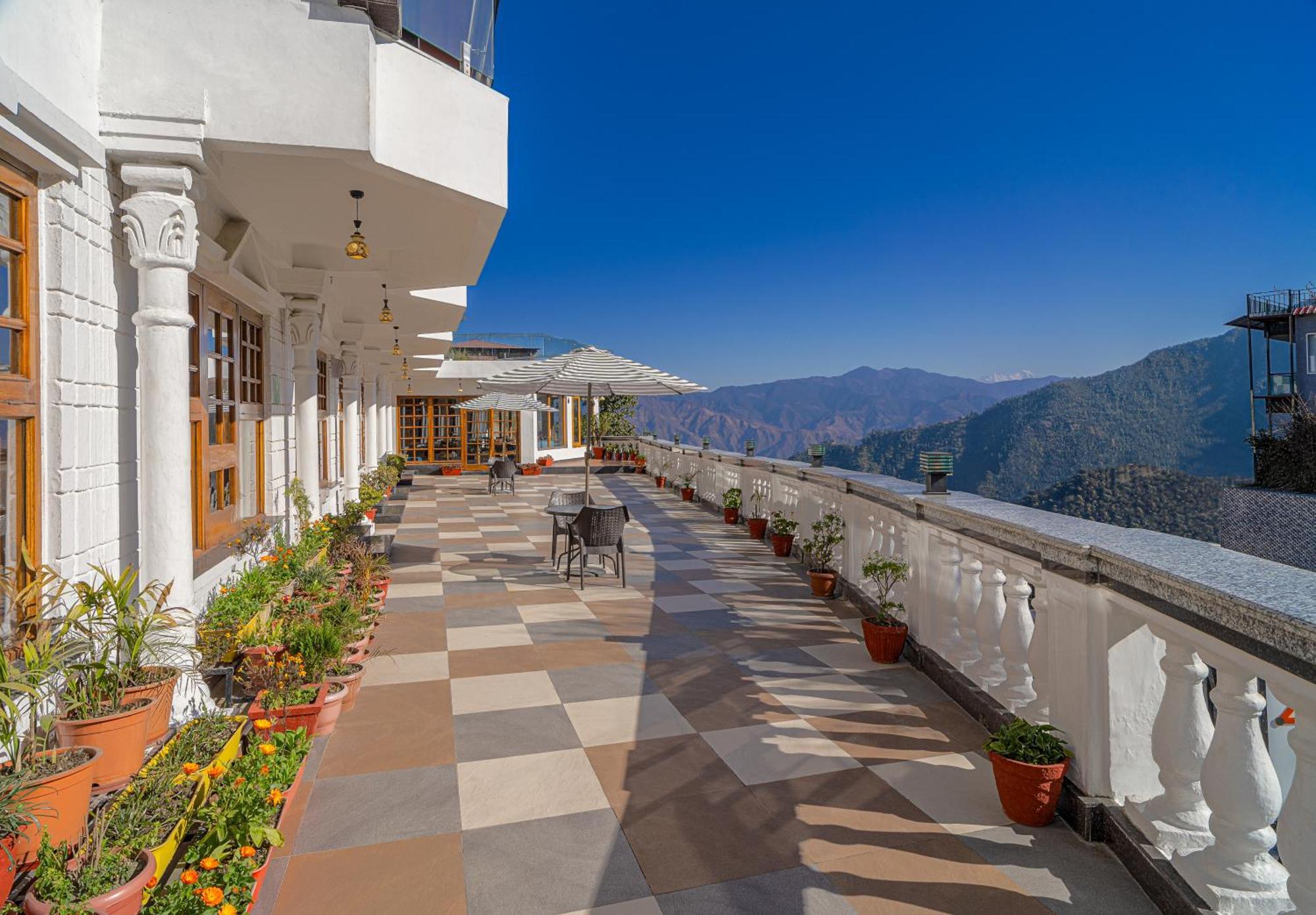 Zone Connect By The Park Mussoorie Hotel Ngoại thất bức ảnh