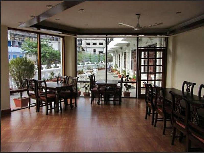 Zone Connect By The Park Mussoorie Hotel Ngoại thất bức ảnh